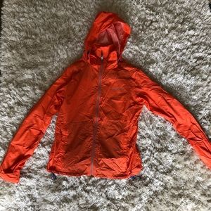 Columbia windbreaker